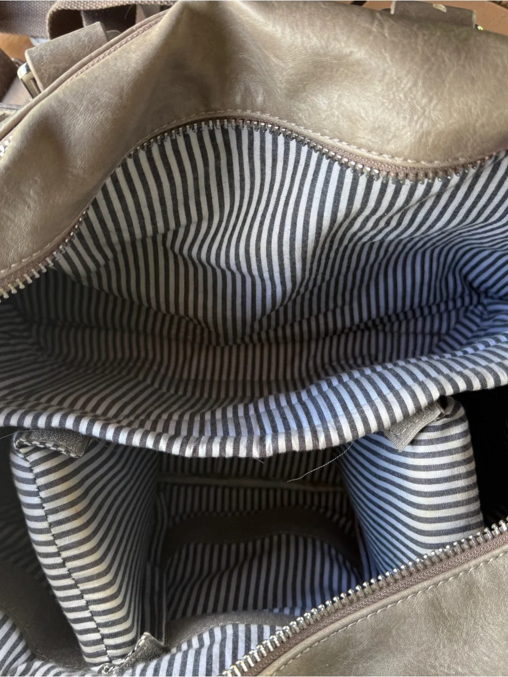 House of Flynn Leather-Style large Camera Bag - Gray